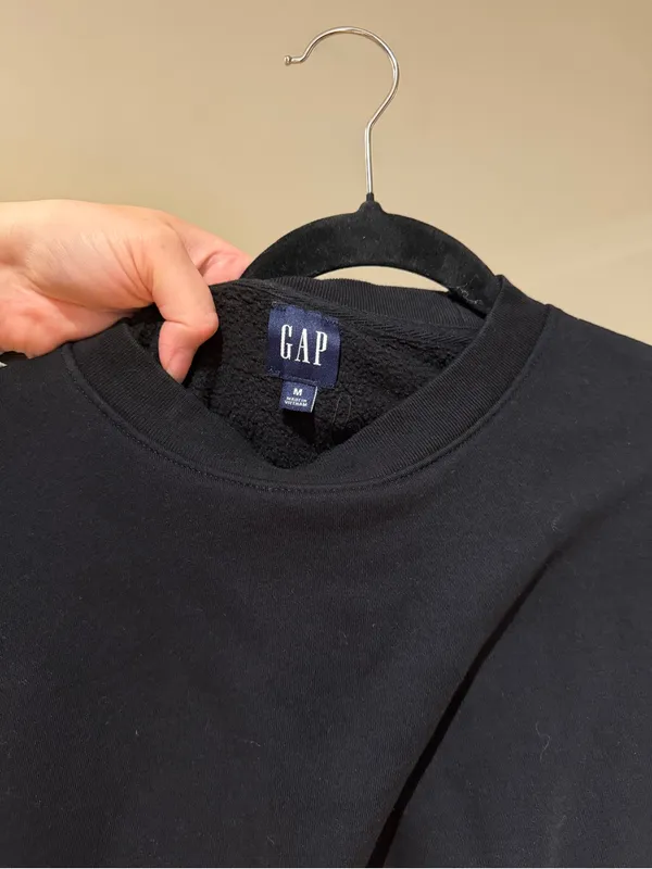 GAP Black Relaxed Wedge Crewneck Sweatshirt - Image 3