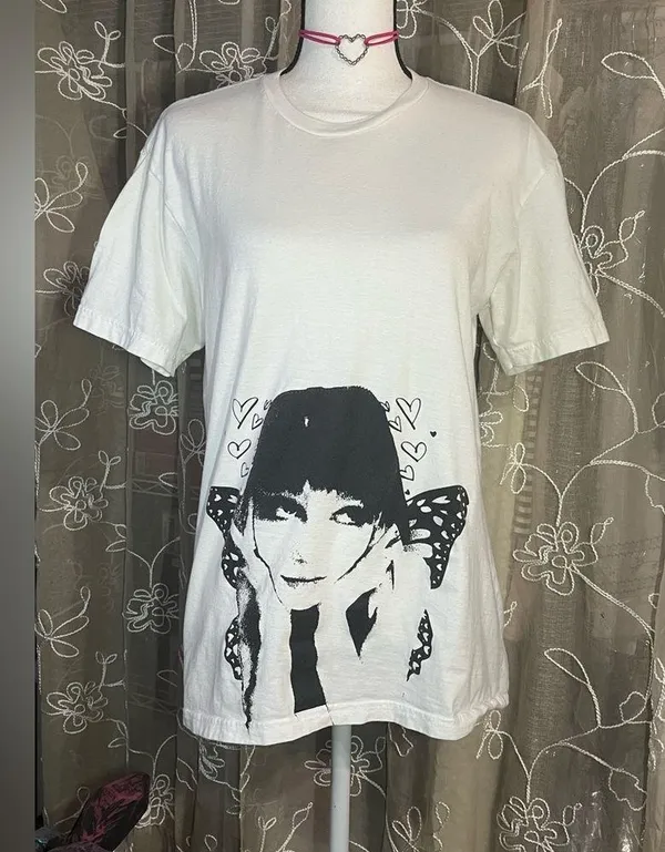 Loveless White Graphic Tee Shirt Black Size M - Image 4