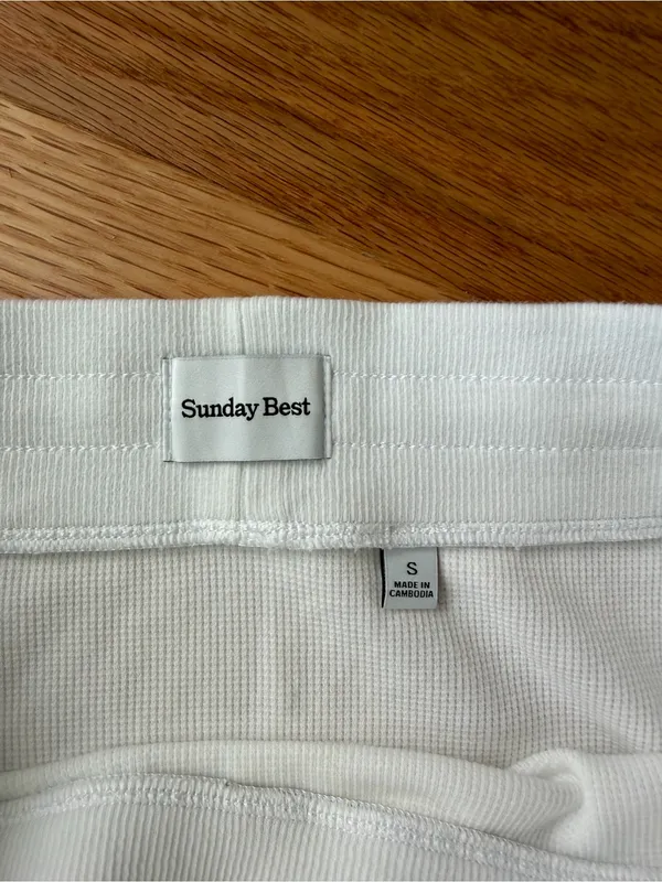 Sunday Best Aritzia White Waffle Knit Drawstring Mini Skirt S - Image 2
