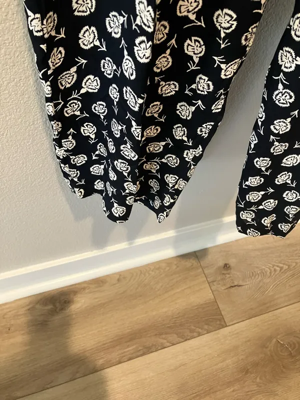 Nostalgia Black and White Floral Flare Pants tied waistband pockets - Image 6