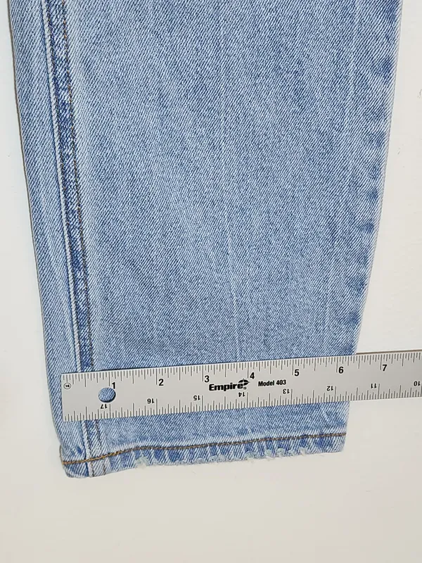 Abercrombie & Fitch Light Wash Ultra High Rise Ankle Straight Jeans Size 0 - Image 8