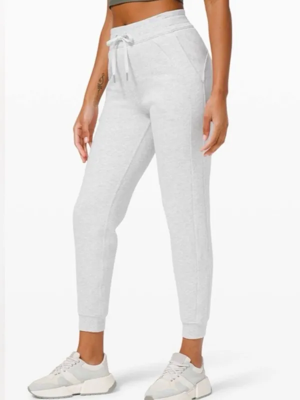 Lululemon Scuba Joggers Sweatpants Women’s Size 2 Light Heather Gray Lounge - Image 2