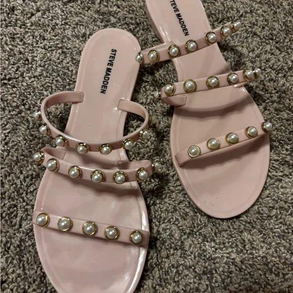 Steve Madden Pink & Pearl Strappy Slip on Sandals - Image 2