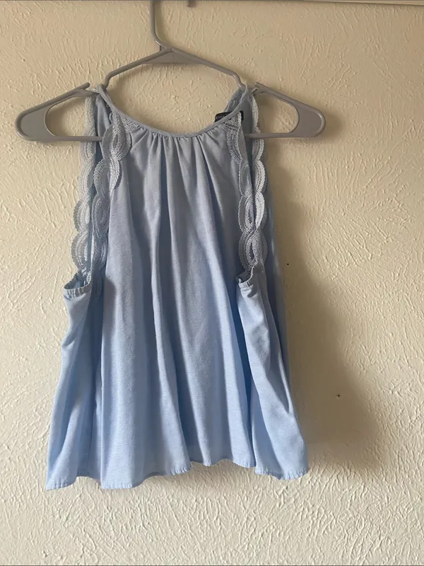 Kendall + Kylie Light Blue Sleeveless Scallop-Trim Top - Image 2