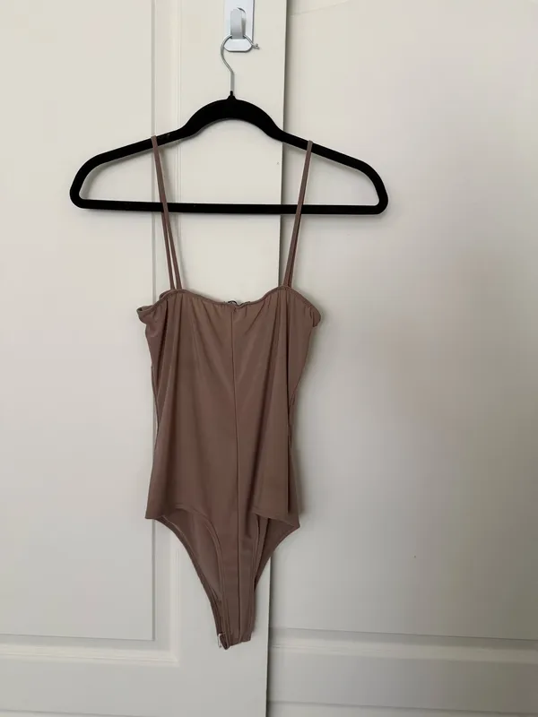 FashioNova Square Bodysuit - Image 4