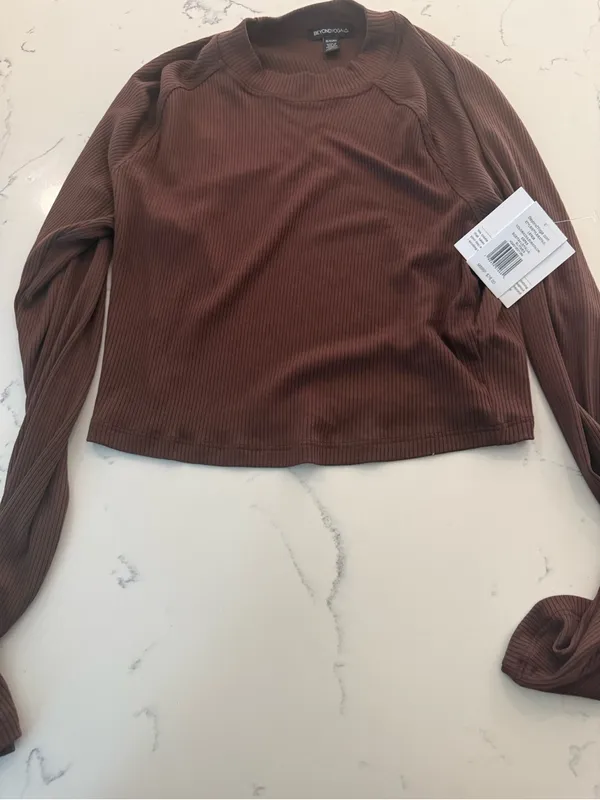 Beyond Yoga Ribbed Long Sleeve Crop Top - Brown - Image 2