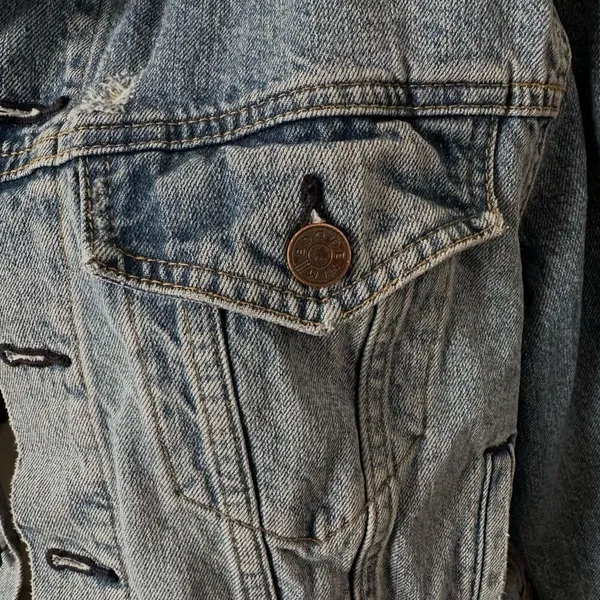 BDG Urban Outfitters Jean jacket - Image 9