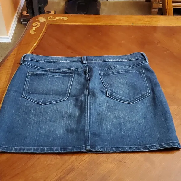 Old Navy denim Miniskirt Size 12 - Image 6