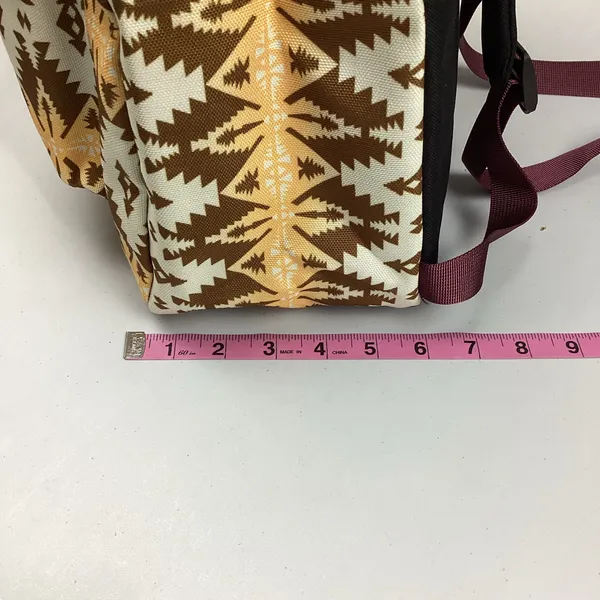 Wrangler Aztec Print Back NEW! - Image 7