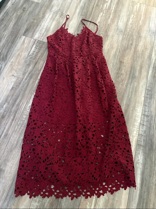 Astr the Label Lace A Line Burgundy Midi Dress Large - Image 4