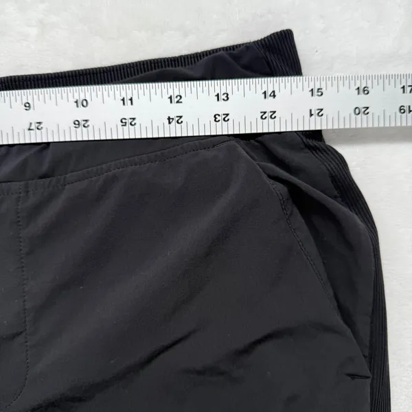 Athleta Trekkie North Jogger Pants Black Stretch Travel Hiking Size‎ 6 flaw - Image 2