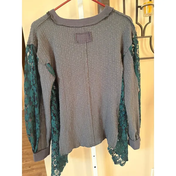 POL Womens Charcoal Grey Thermal Knit Henley Teal Floral Lace Sleeve Boho Top S - Image 8