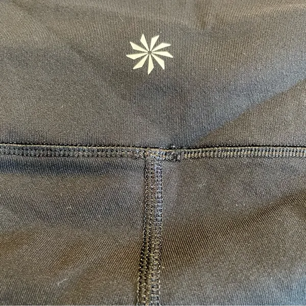 Athleta Mind over Mat Capri Lattice Cut Out Leggings Women’s size small Black - Image 4