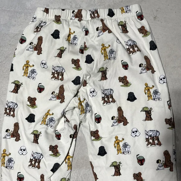 Disney Pajama Bottoms Men's SZ M AOP Star Wars Loungewear Pants Yoda Chewy - Image 9