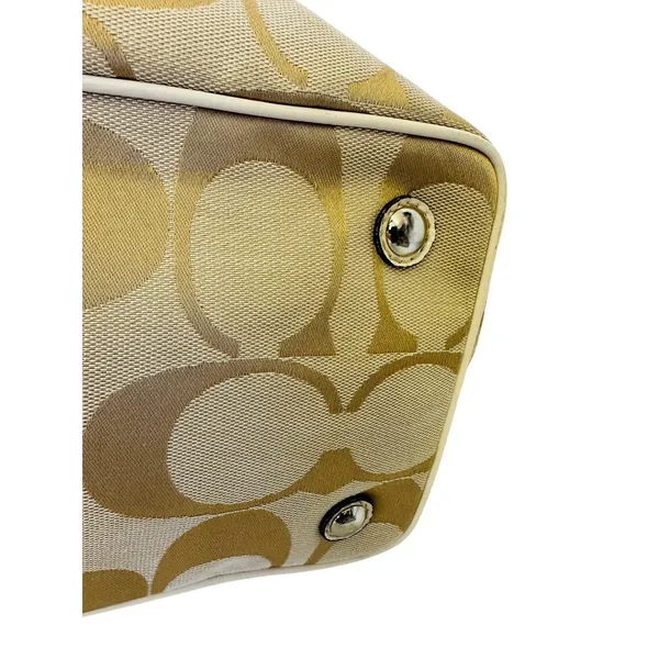 Coach‎ Beige Signature Canvas and Patent Leather Kisslock Framed Carryall Tote - Image 10