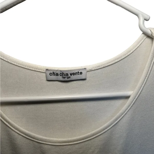 Cha cha vente white with colorful sleeves size large - Image 3