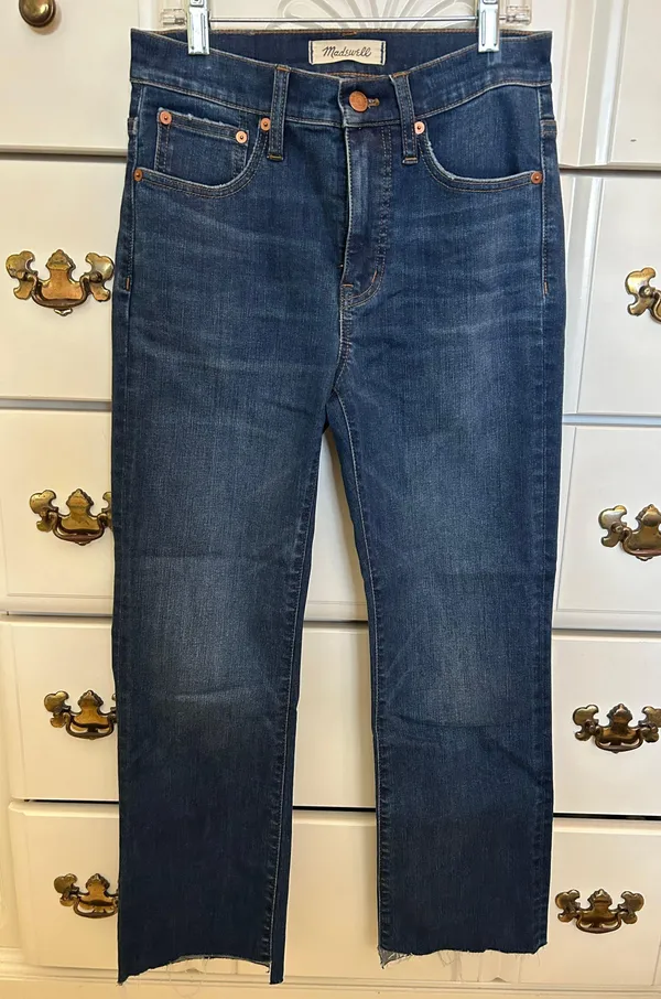 Madewell Cali Demi-Boot Jeans Raw Hem (Dark Wash) - Image 2