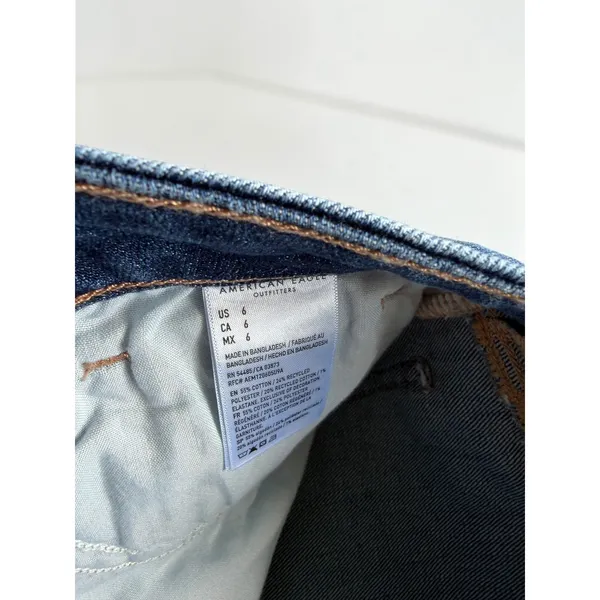 American Eagle Outfitters Womens Dark Wash Stretch Denim Shorts Size 6 - Image 4