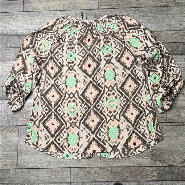 BKE Aztec Print Blouse - Image 6