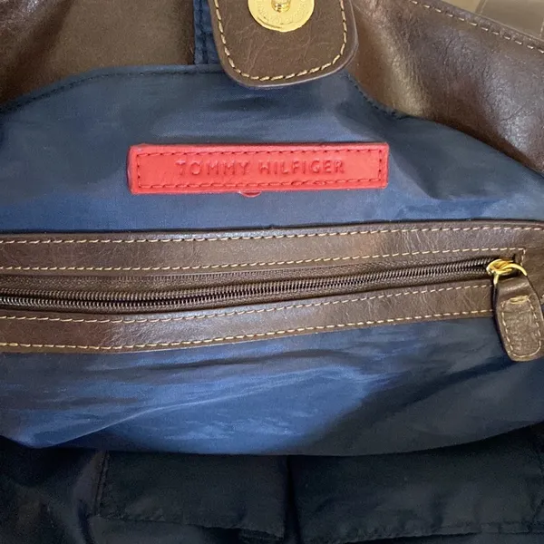 Tommy Hilfiger brown-tan tote bag - Image 11