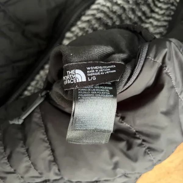 The North Face Reversible Jacket Women’s Large - Image 7