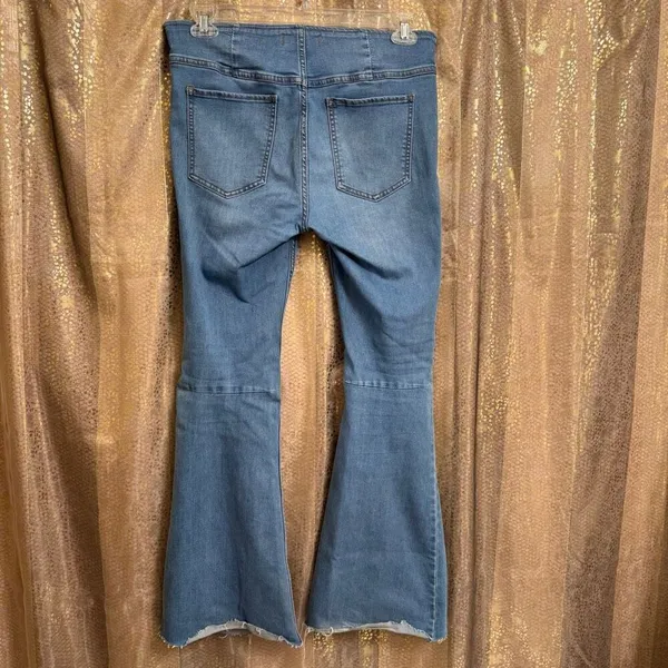 Free People We The Free Penny Pull-On Flare Jeans Light Wash Size 31 - Image 2
