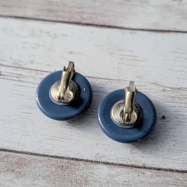 Vintage Clip On Earrings Just Over 0.75" Dark Blue Domed Circle Retro - Image 5