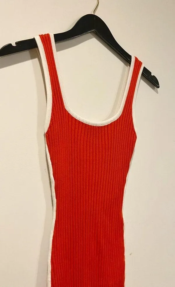 VICI Red ribbed bodycon midi dress - Image 3