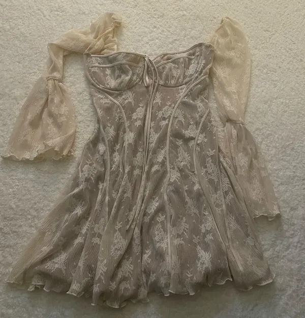 NWOT House of cb ANALISSA Vintage Cream Lace Corset Dress in long. Size Large+ - Image 4