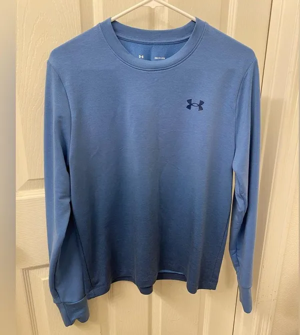 Under Armour Women’s Blue Long Sleeve Performance Tee size small - Image 2