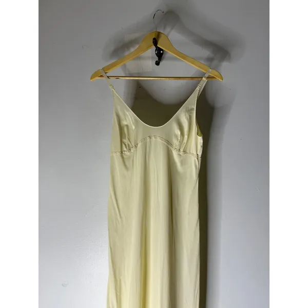 Lorraine butter yellow nylon maxi slip dress‎ size 36 - Image 3