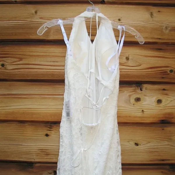 DB Studio Stretch Lace Halter Neck Gown White Size 14 - Image 11