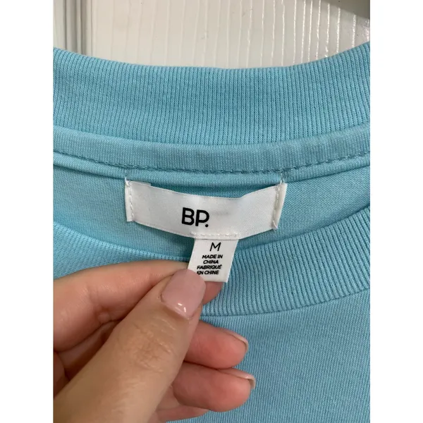 BP. Boxy Crop Graphic Tee‎ In Blue Amuse Me size Medium NEW - Image 3