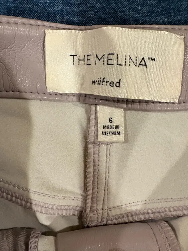 Aritzia Wilfred Melina Pants faux leather straight leg sz 6 new NWOT lavender - Image 5