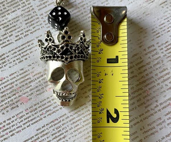 Handmade goth punk Victorian funky skull & black dice necklace💀🖤🍃🎲⭐️🤘 - Image 4
