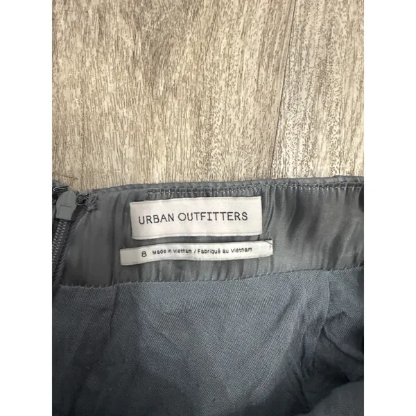 Urban Outfitters Grey Crinkled Midi Skirt Back Slit Size 8 Steel Grey Textured - Image 2
