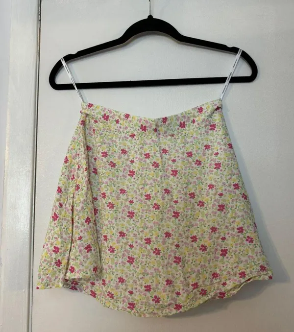 Anthropologie Charlie holiday floral skirt - Image 2