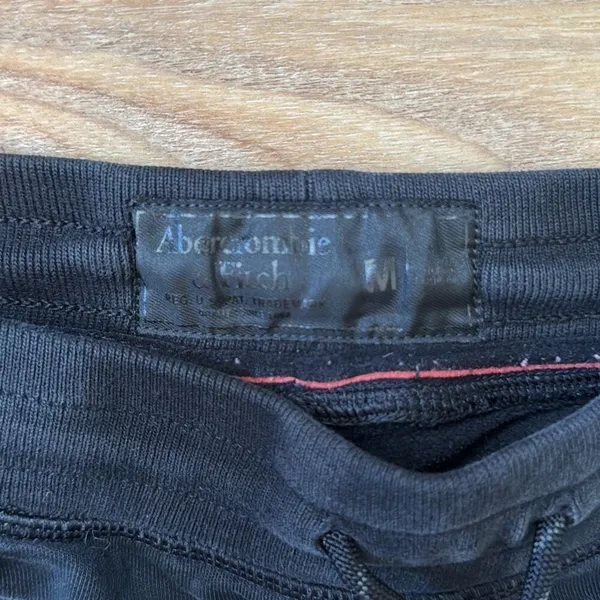 Abercrombie‎ and fitch black jogger sweats size medium - Image 3
