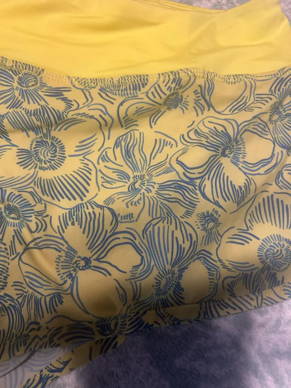 Running Rabbit running shorts Yellow Size M - Image 3