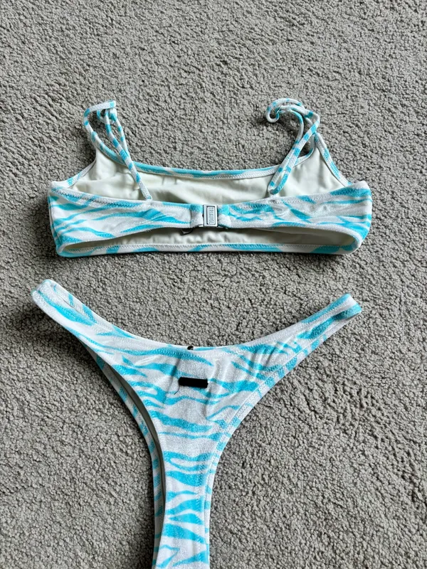 Triangl Bikini - Image 2