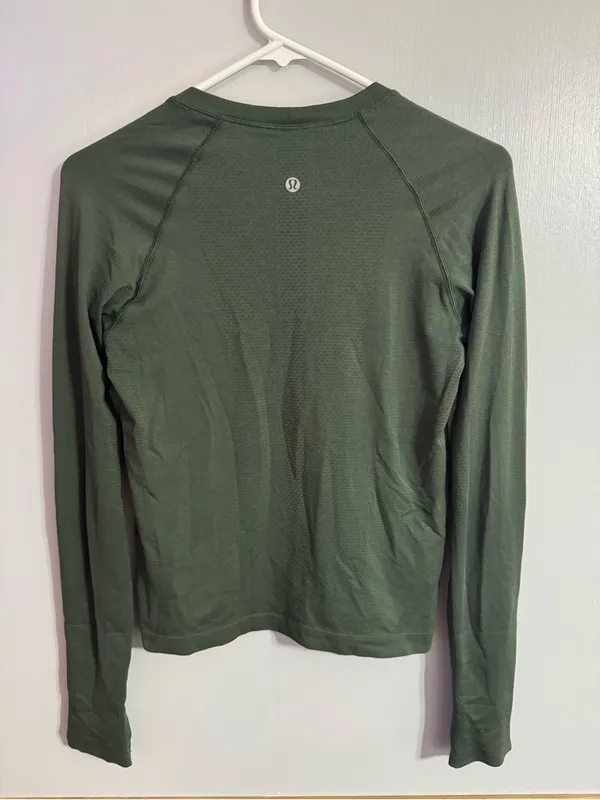 Lululemon Athletica Olive Green Swiftly Tech Long Sleeve Crew Shirt Size 6 - Image 2