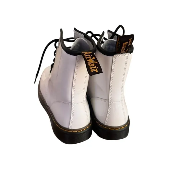 Dr. Martens Women's Zavala Combat Boots White 9 NEW - Image 4