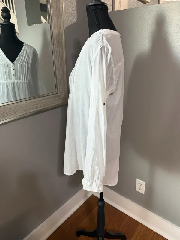 Zara Boho Peasant White Flowy Neutral Romantic Top Size Medium. - Image 3