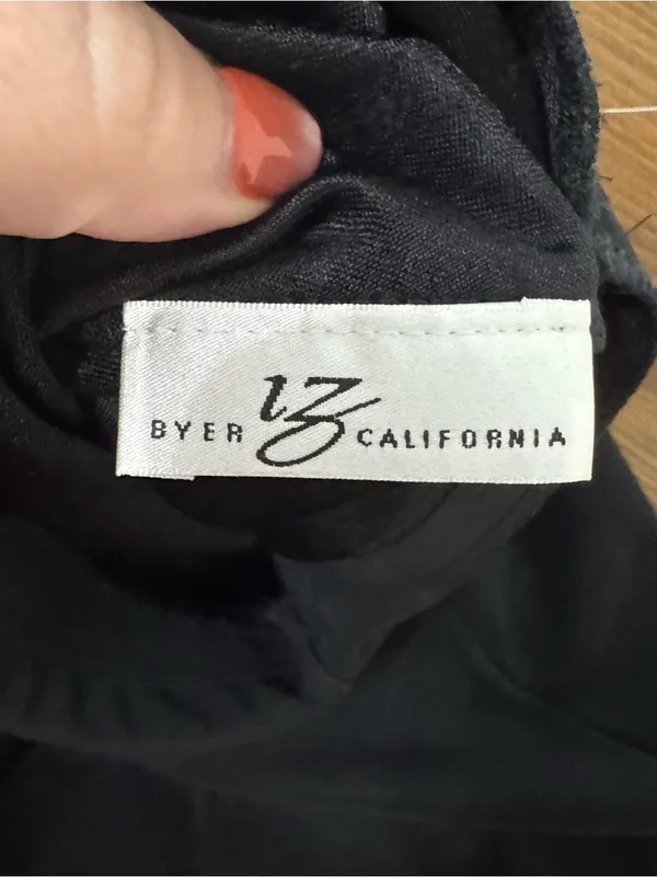 Iz Byer black skirt - Image 4