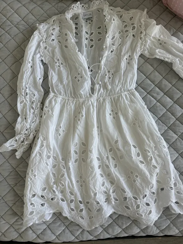 Saylor eyelet dress - Image 4