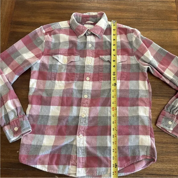 American Eagle Women's Super Soft Pink and Gray Flannel Size Small - Image 4