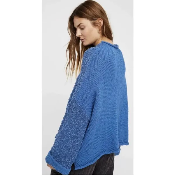 Free People Cuddle Up Pullover Sweater size Small - Image 3