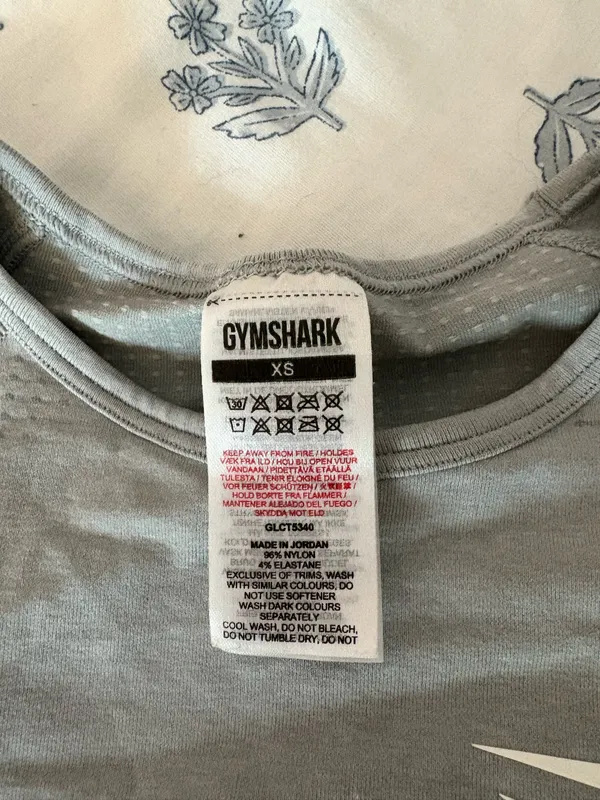 Gymshark Long Sleeve Crop Top - Image 4