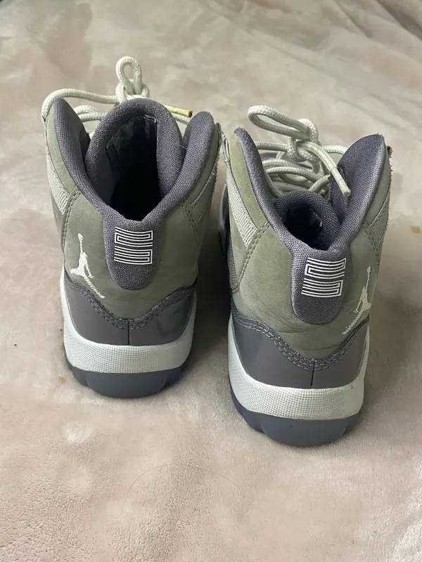 Air Jordan 11 Retro 'Cool Grey' kids shoes size 1.5Y - Image 3