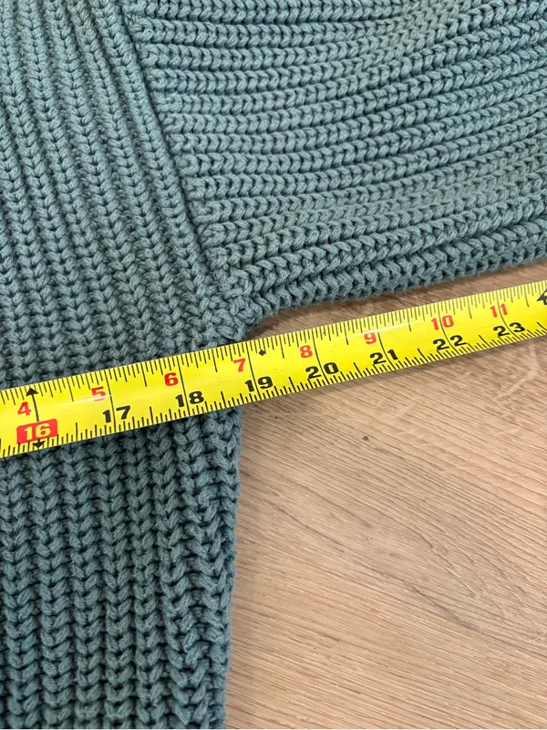Athleta Alder Sweater Size Medium - Image 9